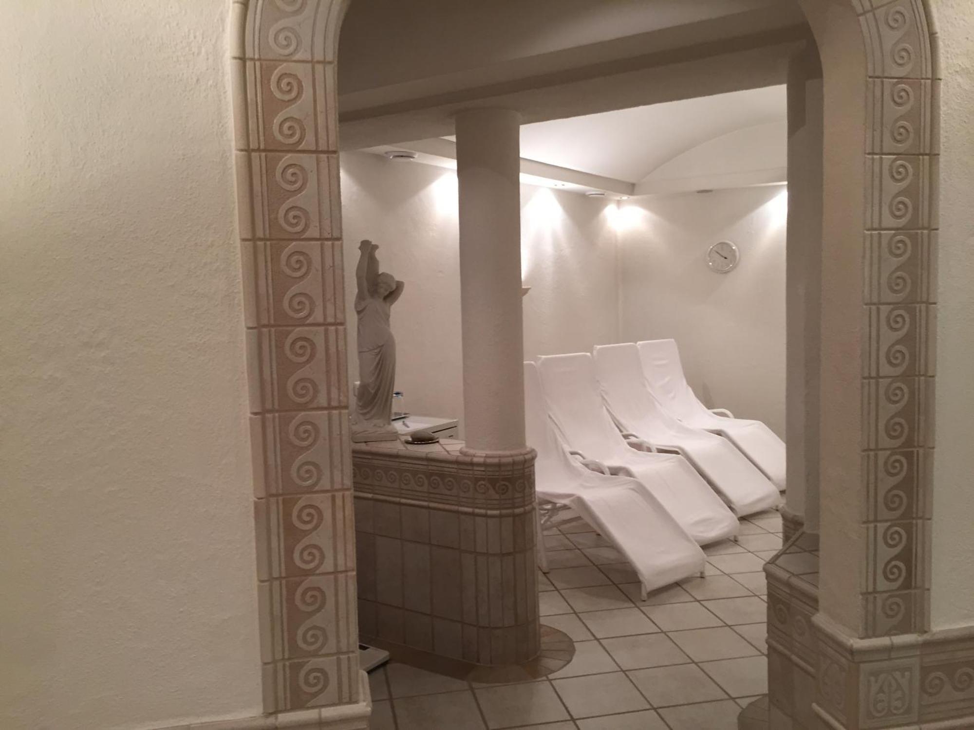Hotel Angelika サンクト・アントン・アム・アールベルク エクステリア 写真