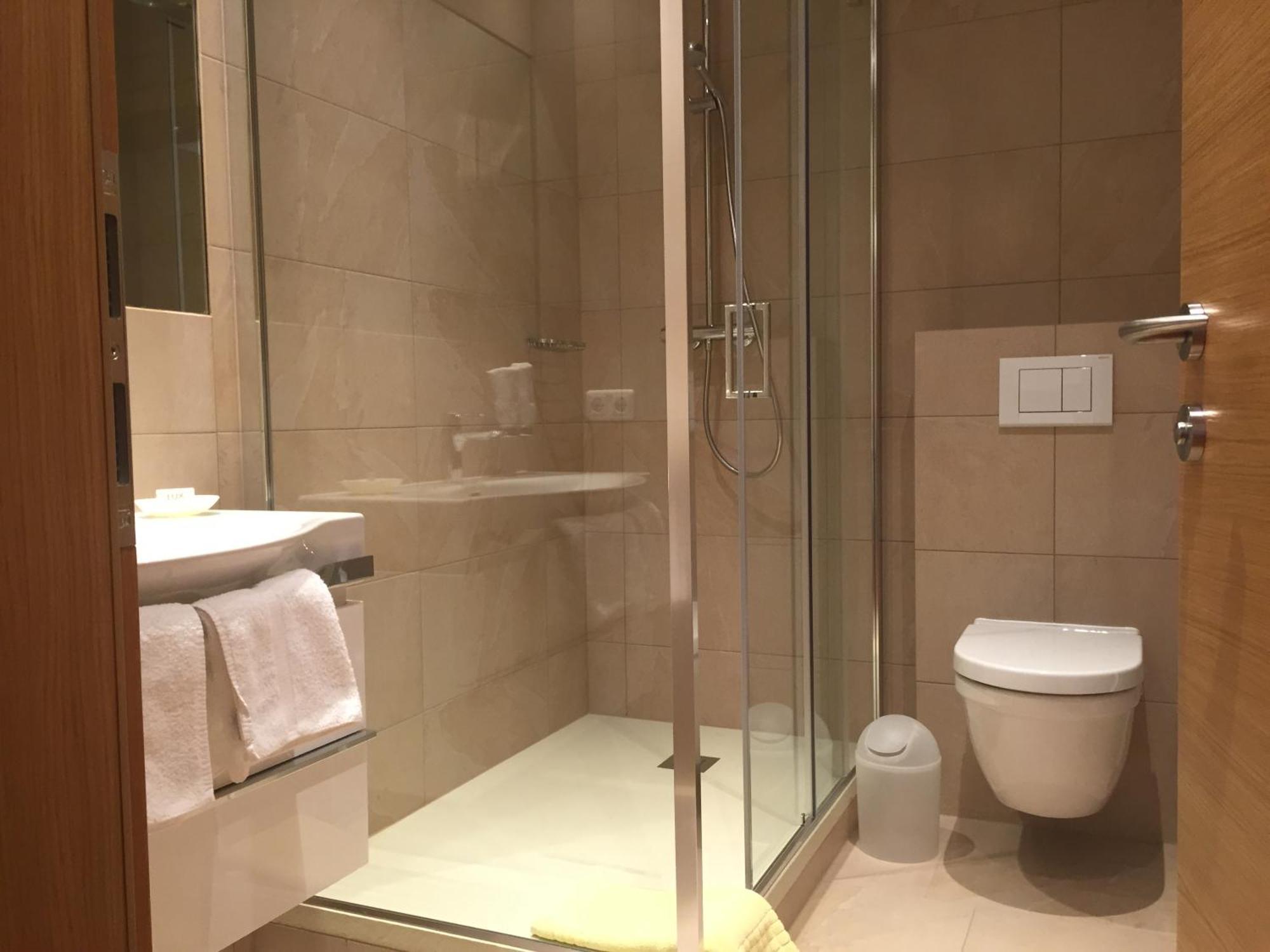 Hotel Angelika サンクト・アントン・アム・アールベルク 部屋 写真
