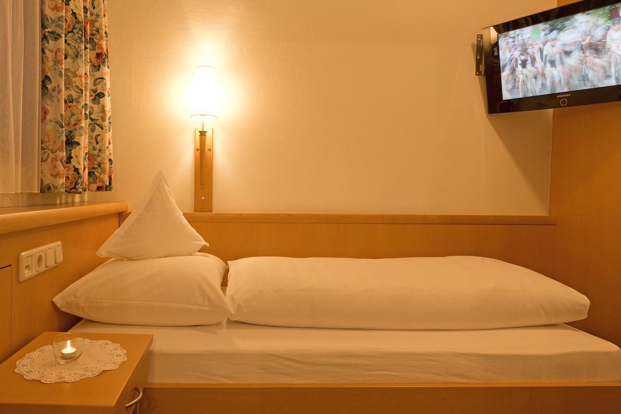 Hotel Angelika サンクト・アントン・アム・アールベルク 部屋 写真