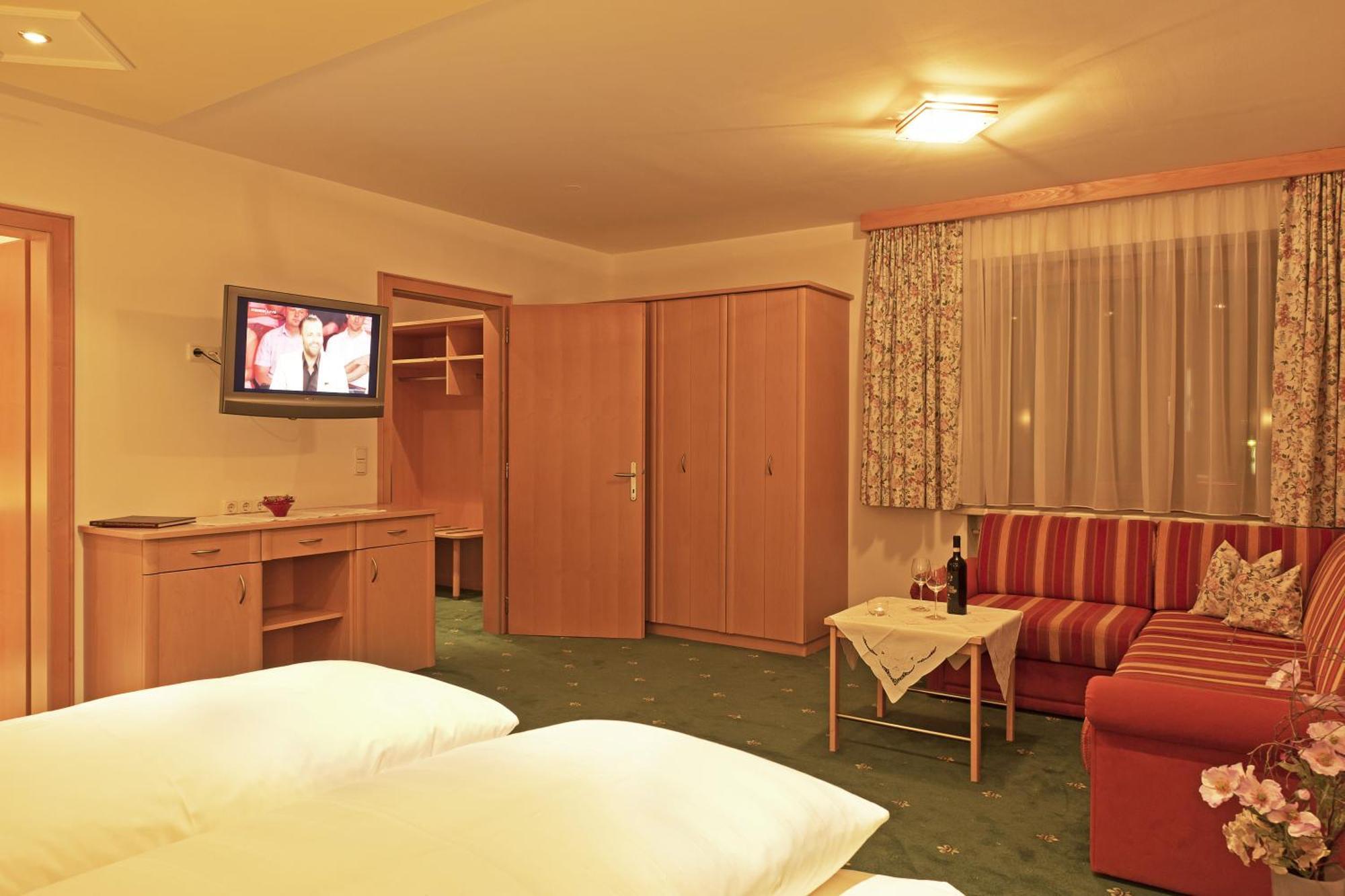 Hotel Angelika サンクト・アントン・アム・アールベルク 部屋 写真